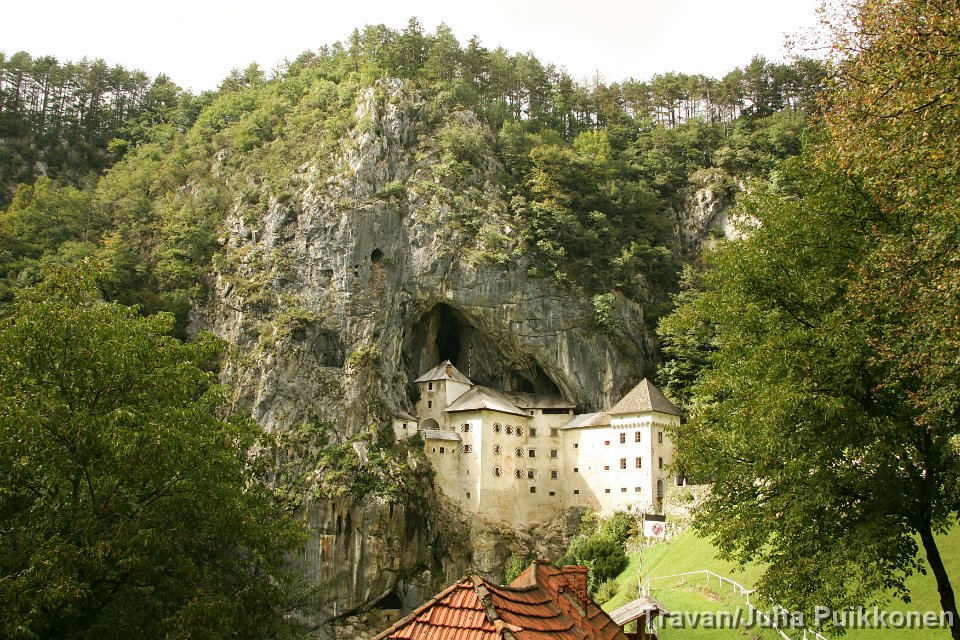 Predjama Castle (4) (1)